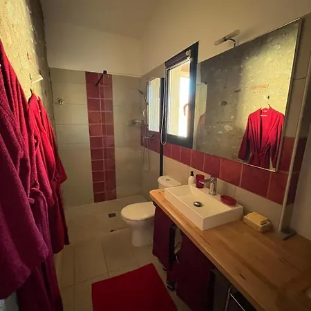 Bocal De D'hotes Bages (Pyrenees-Orientales)